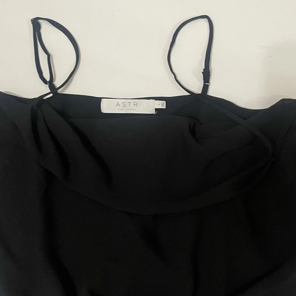 ASTR COWL DRAPE NECK BODYSUIT Sz Large - Picture 7 of 10